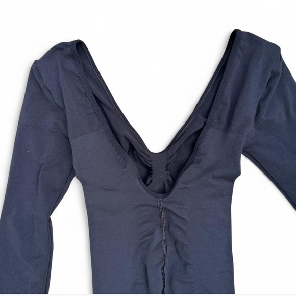 SKIMS Seamless Sculpt Long Sleeve Low Back Mid Thigh Bodysuit | Onyx | M - Picture 4 of 8